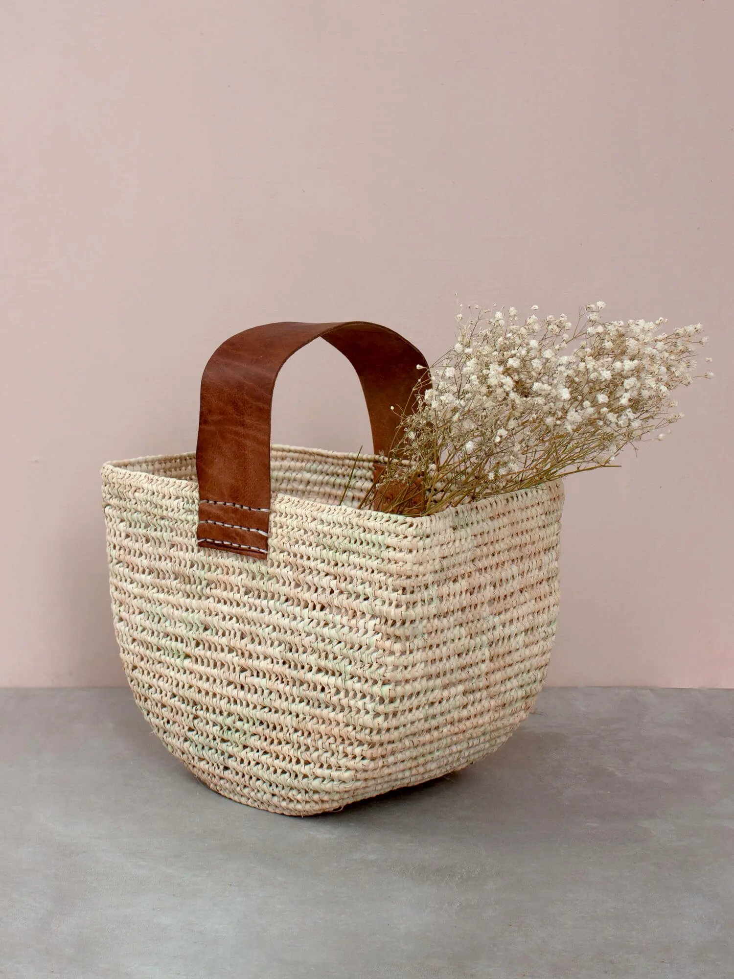 Half Moon Forage Basket, Tan